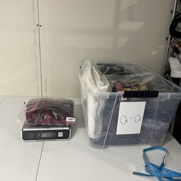 Unity World Wear Red and Black Paisley Patterned Velvet Cardigan Womens Size M - Picture 11 of 11